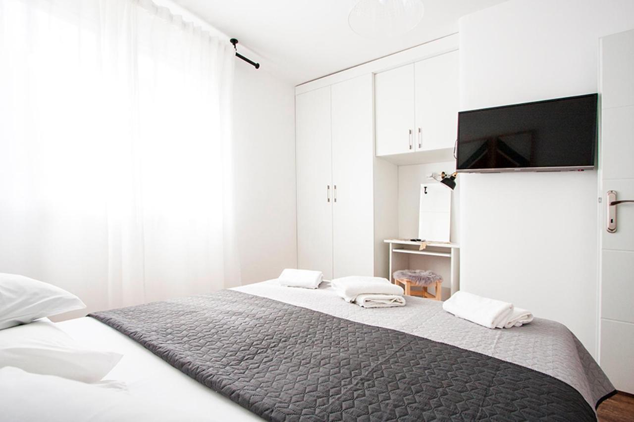 Paradise Beach Apartments Ρόβινι Εξωτερικό φωτογραφία