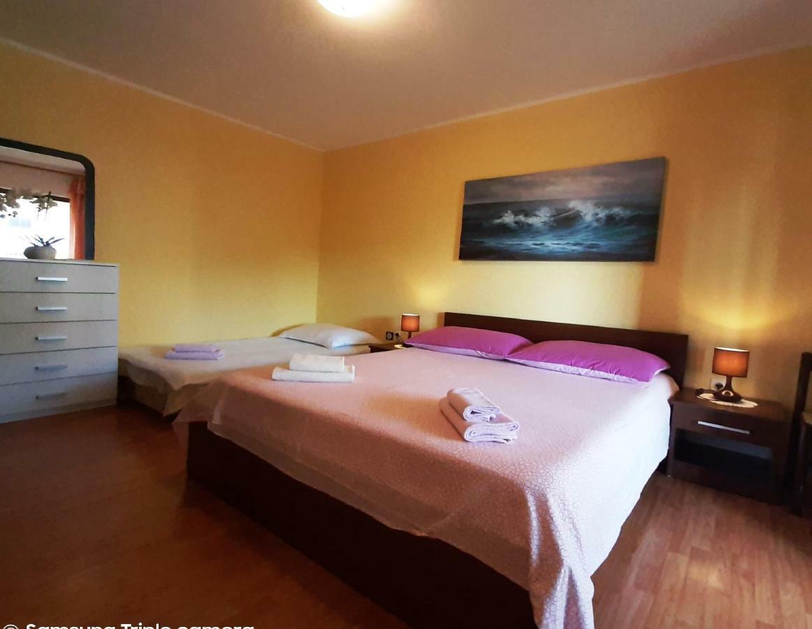 Paradise Beach Apartments Ρόβινι Εξωτερικό φωτογραφία